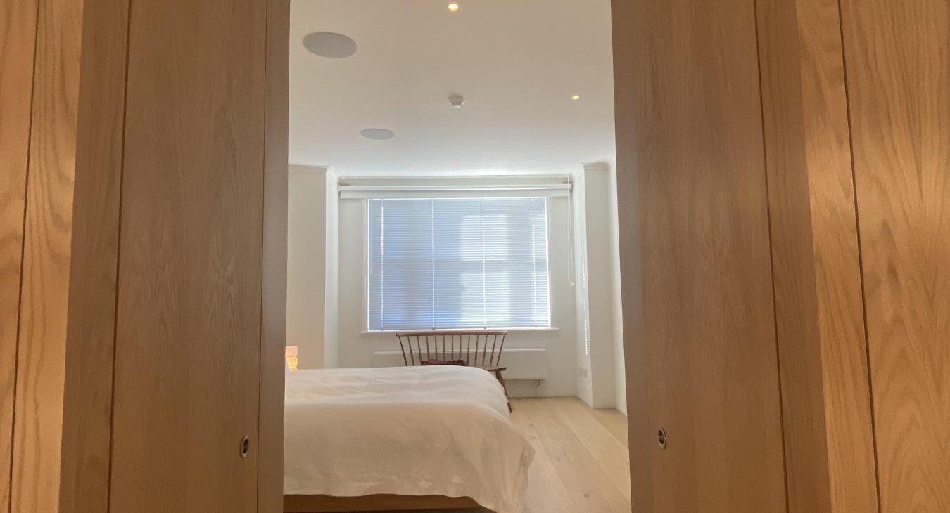 Electrician in London